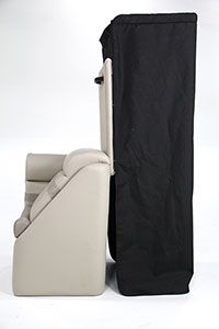 Chaise w/Privacy Station